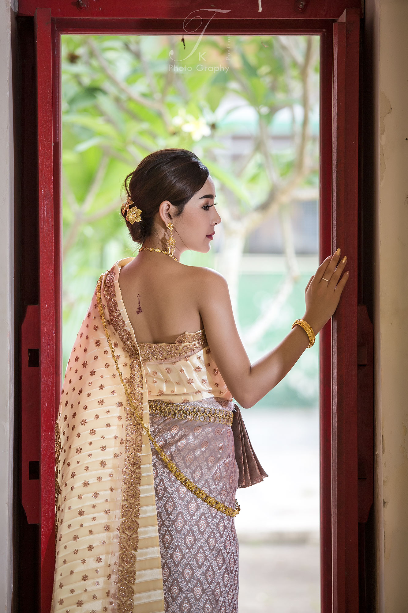 Traditional Thai clothing travel in phuket thailand - Phuket